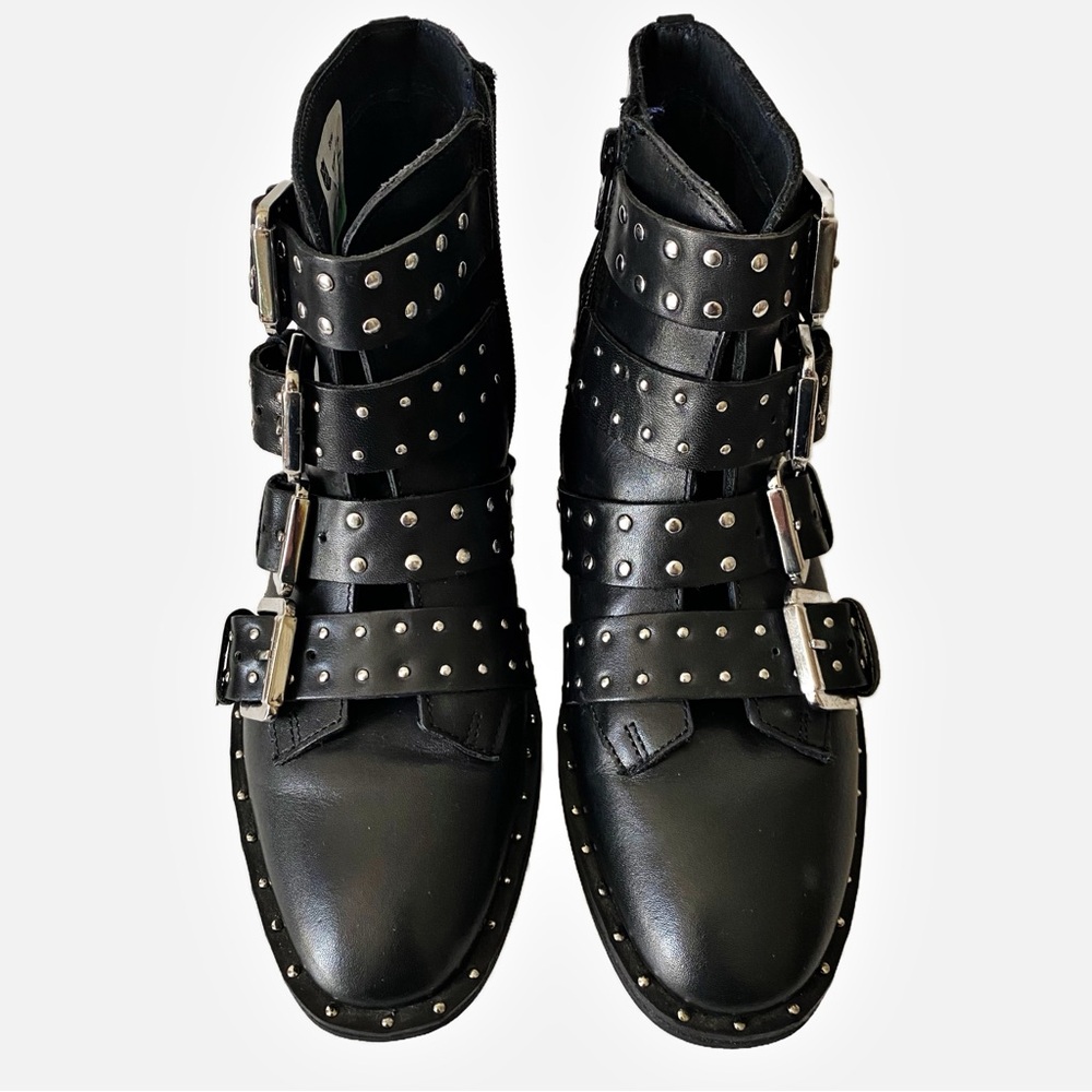 Topshop Size 5 1/2 Biker Moto Boot Amelia Leather With Studs - Picture 2 of 9